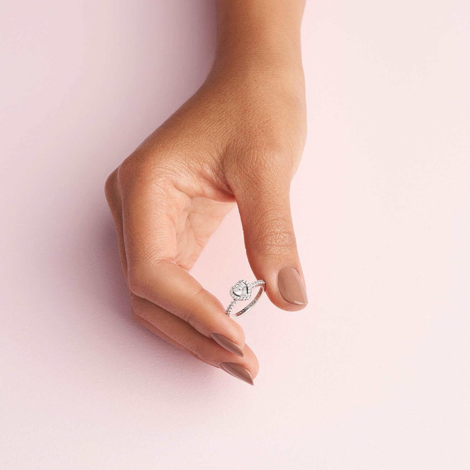 image:imagePANDORA Elevated Heart RingSilver Clear