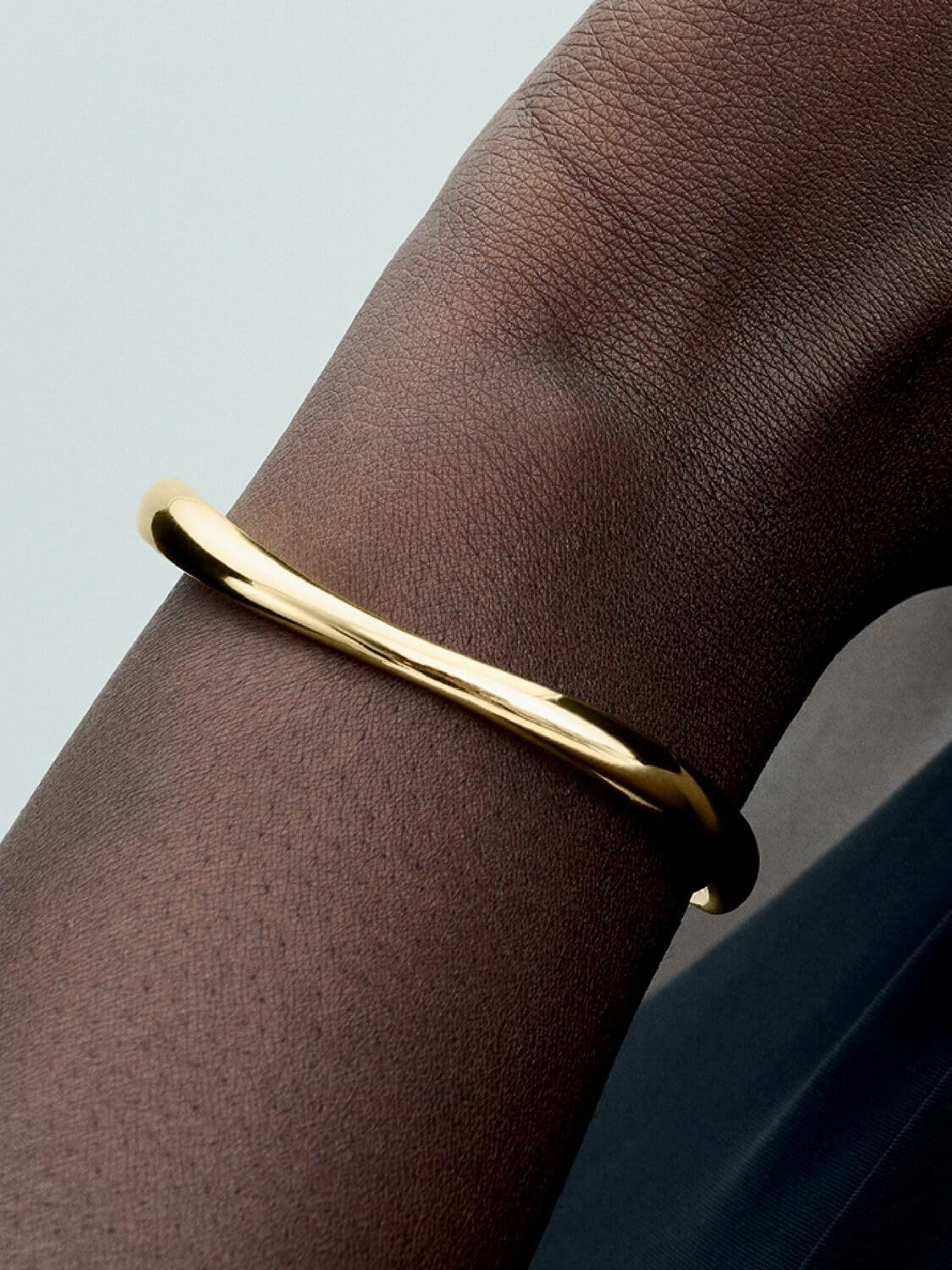 image:imagePANDORA Essence Organically Shaped Open Bangle 14k GoldPlated Bangle Bracelet for Women Includes Gift Box19
