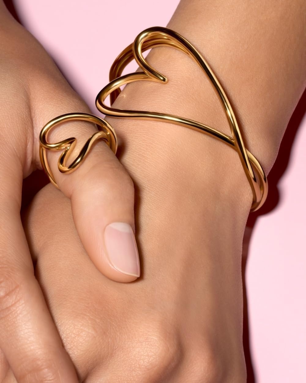 image:imagePANDORAOrganically Shaped Heart BangleGold plated With Gift BoxGold