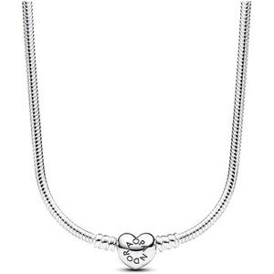 PANDORA Moments Heart Clasp Snake Chain Necklace – Sterling Silver Necklace for Women – PANDORA Moments Jewelry – Gift for Women – Includes Gift Box – 17.7“