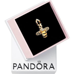 PANDORA Sparkling Bee Dangle Charm – Compatible with PANDORA Me & Moments – Gift for Her – 14k Gold & Enamel with Clear Cubic Zirconia & Crystal – With Gift Box