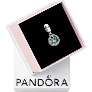PANDORA Lucky Four Leaf Clover Dangle Charm – Gift for Her – Compatible Moments – With Gift Box – Sterling Silver with Cubic Zirconia & Man-Made Crystals